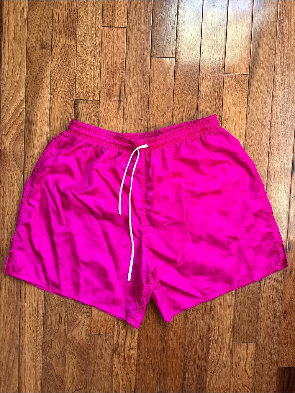 Vintage Umbro 1990s Women’s Checkered Hot Pink Drawstring Shorts Size L